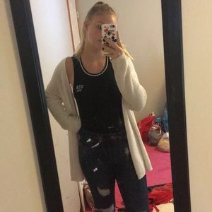 Meet your Posher, Chloe